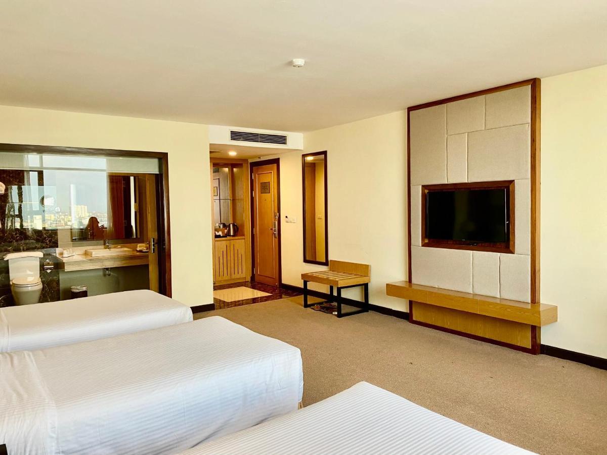 Muong Thanh Luxury Buon Ma Thuot Hotel Exterior foto